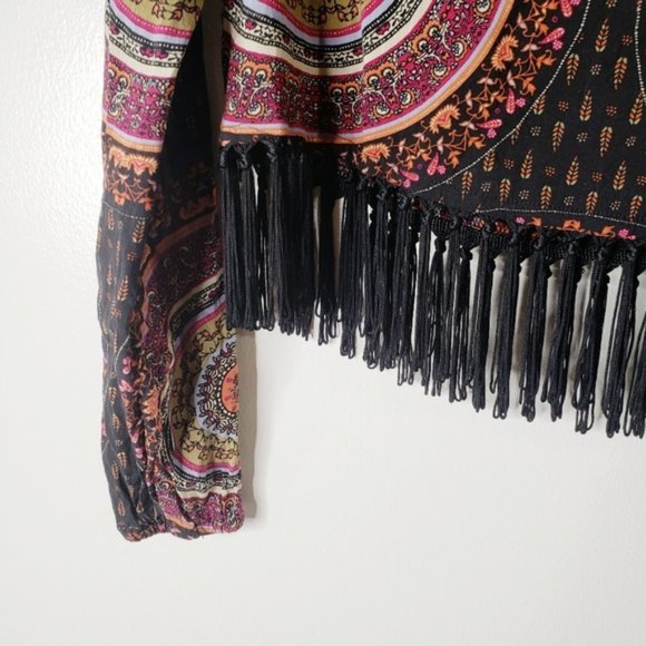 Gypsy Warrior Bohemian Style Fringe Crop Blouse M - Picture 6 of 7